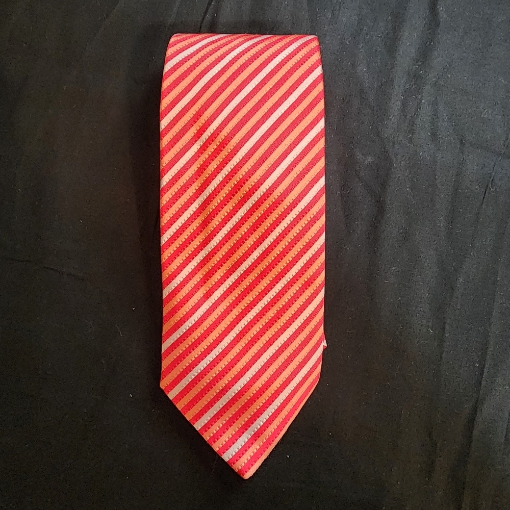 Vintage Ate Seta Tie, 100% silk tie.  Red & orange, 60x3.5 in